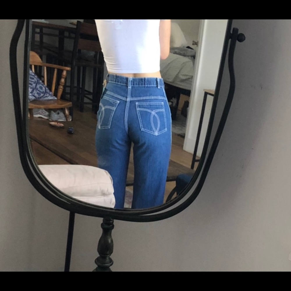 Vintage (1960s) High Waisted Jeans. XS, S.